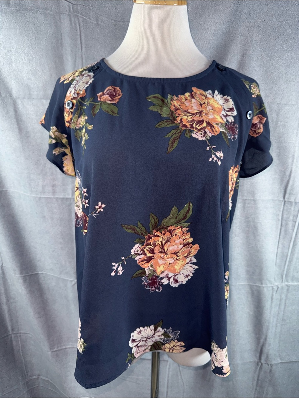 2421-Maurices Navy Floral Short Sleeve Top